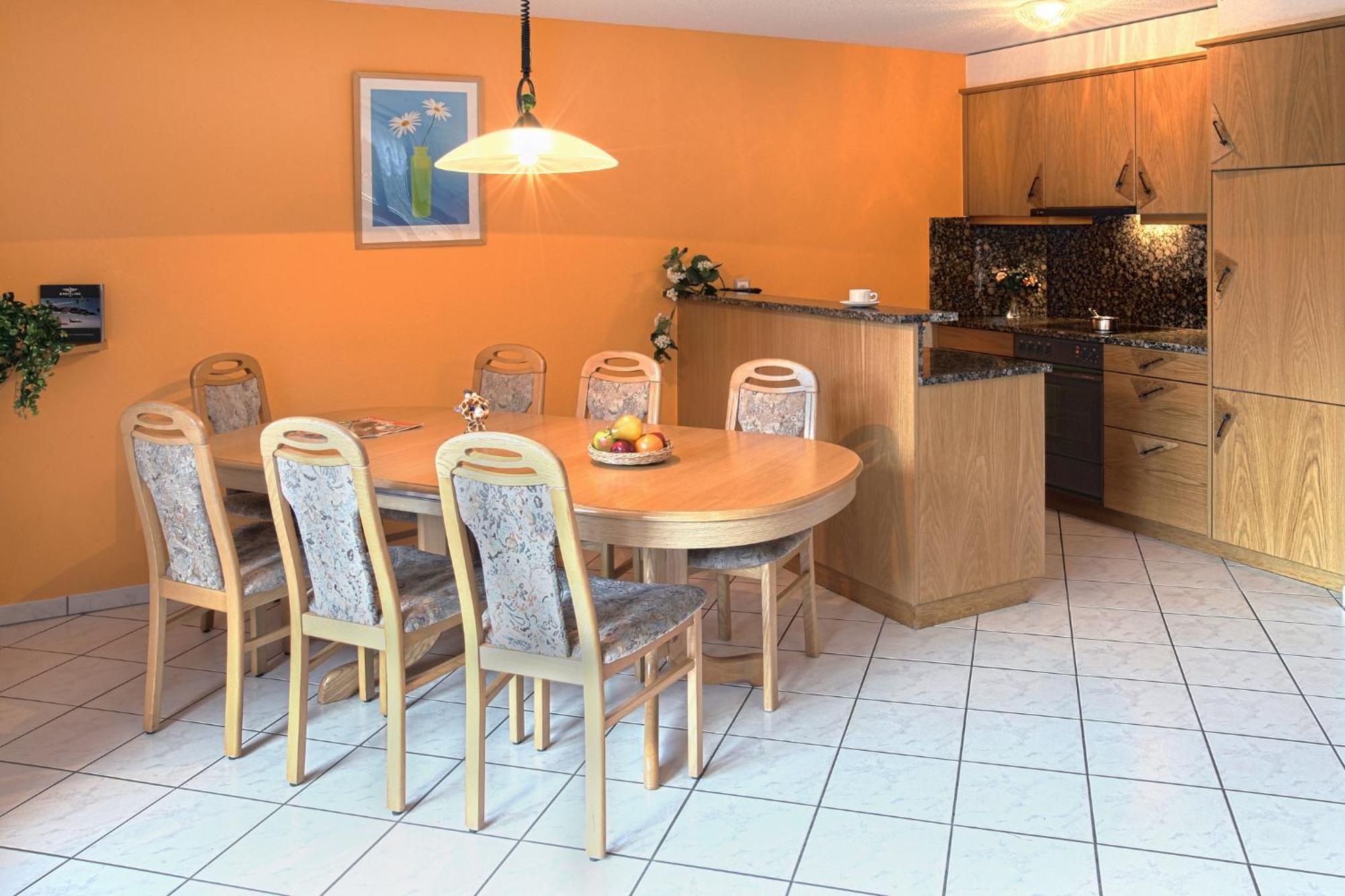 סאס-אלמאגל Appartement Flora מראה חיצוני תמונה